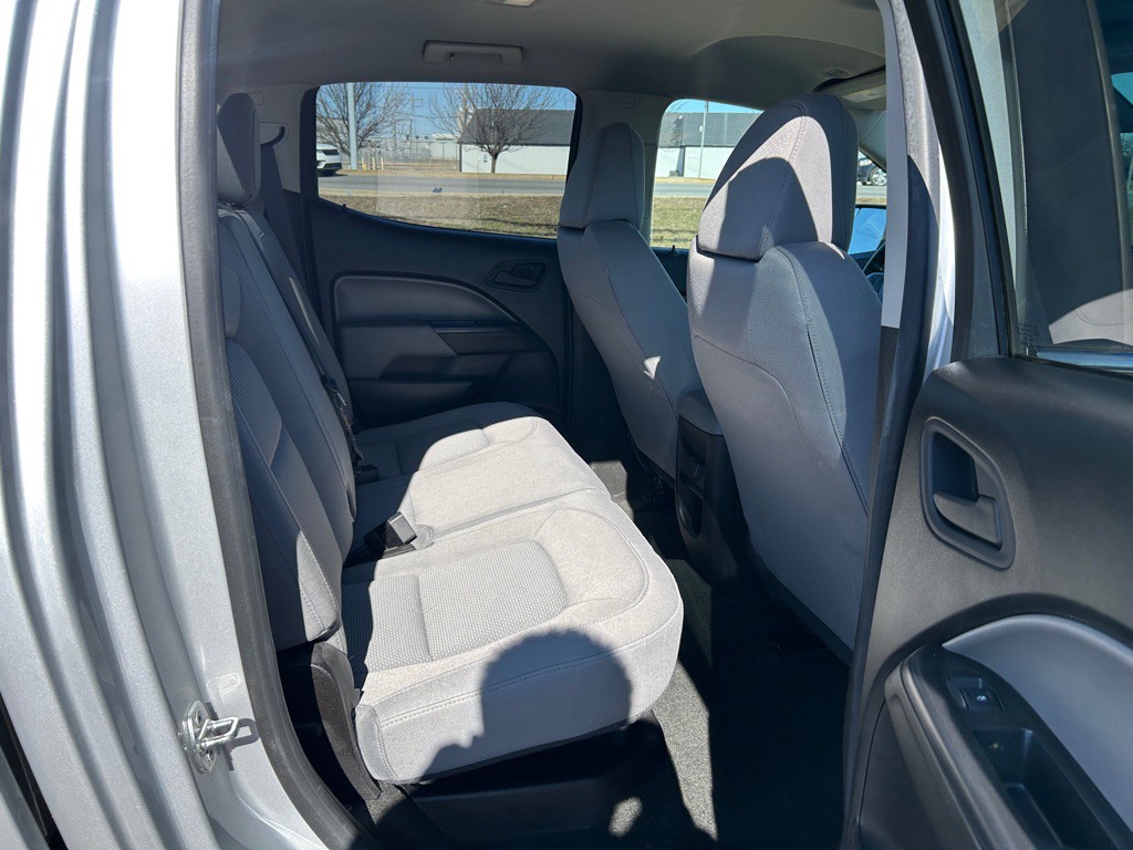 2016 Chevrolet Colorado Image 12