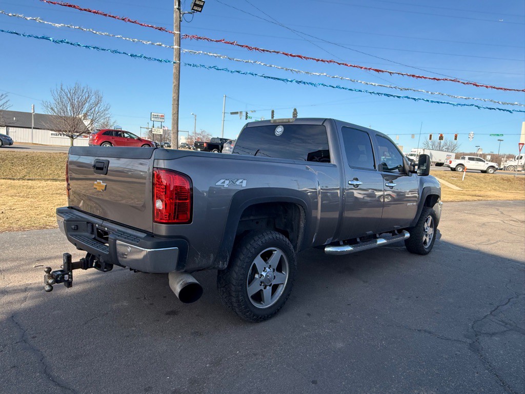 2011 Chevrolet Silverado 1500 Image 7