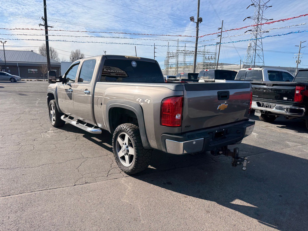 2011 Chevrolet Silverado 1500 Image 10