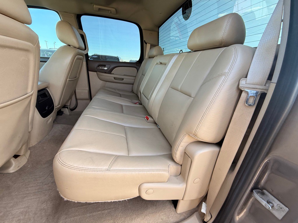 2011 Chevrolet Silverado 1500 Image 18