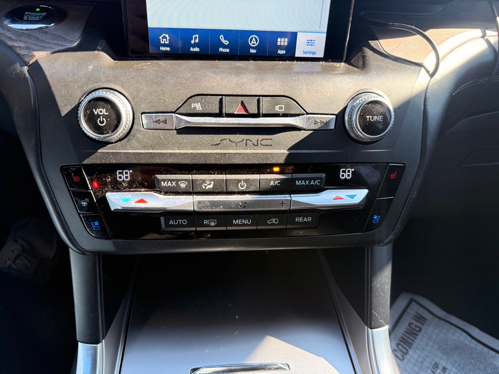 2020 Ford Explorer Image 17