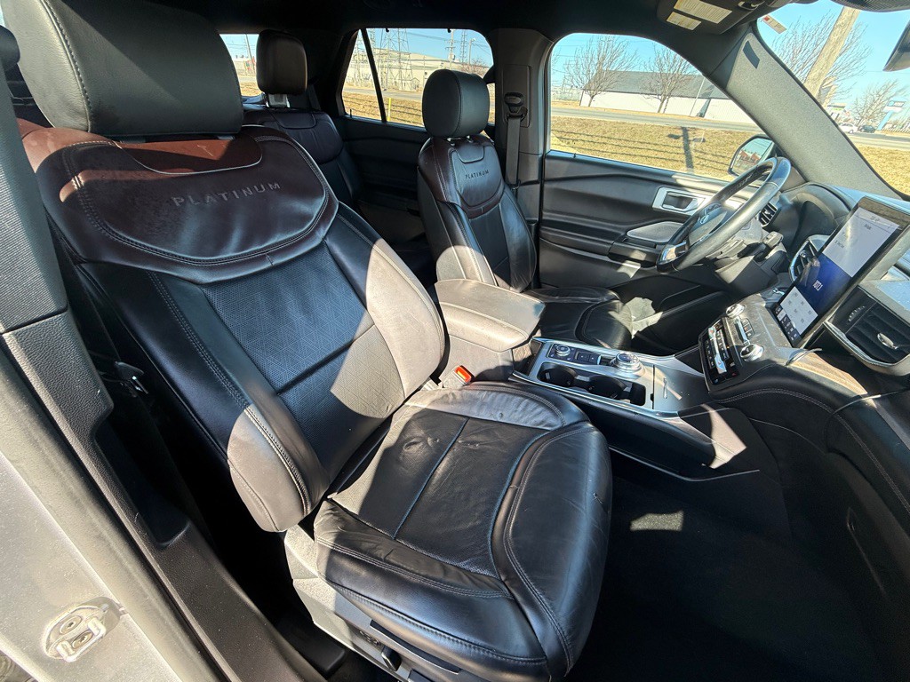 2020 Ford Explorer Image 20