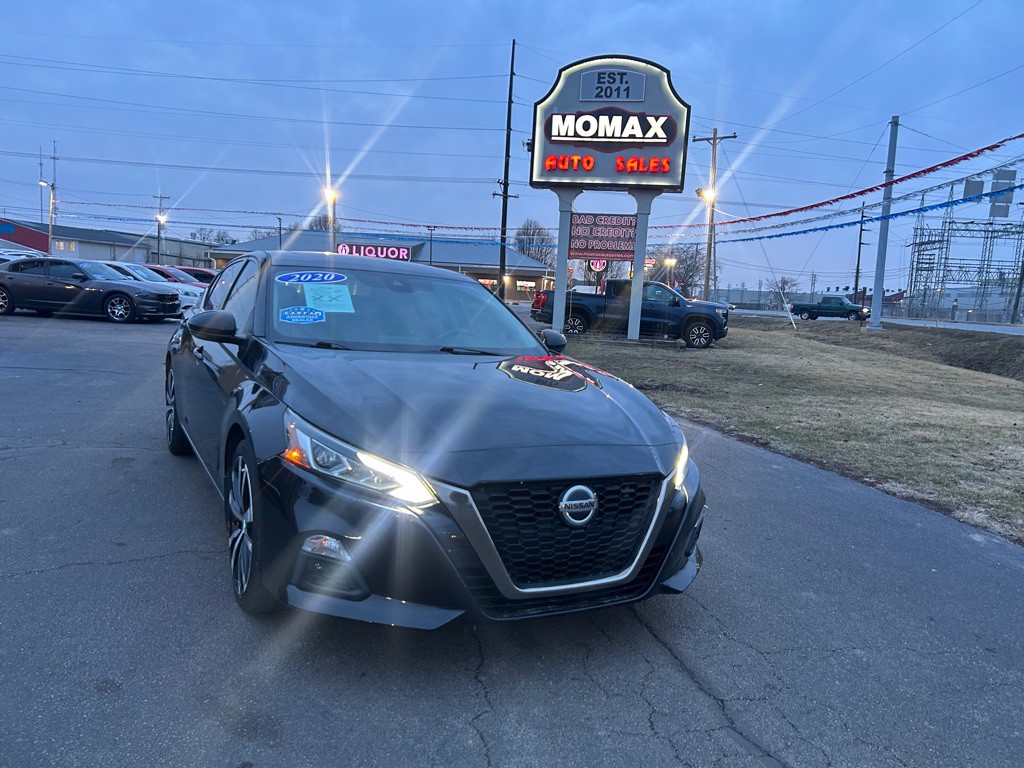 2020 Nissan Altima Image 4