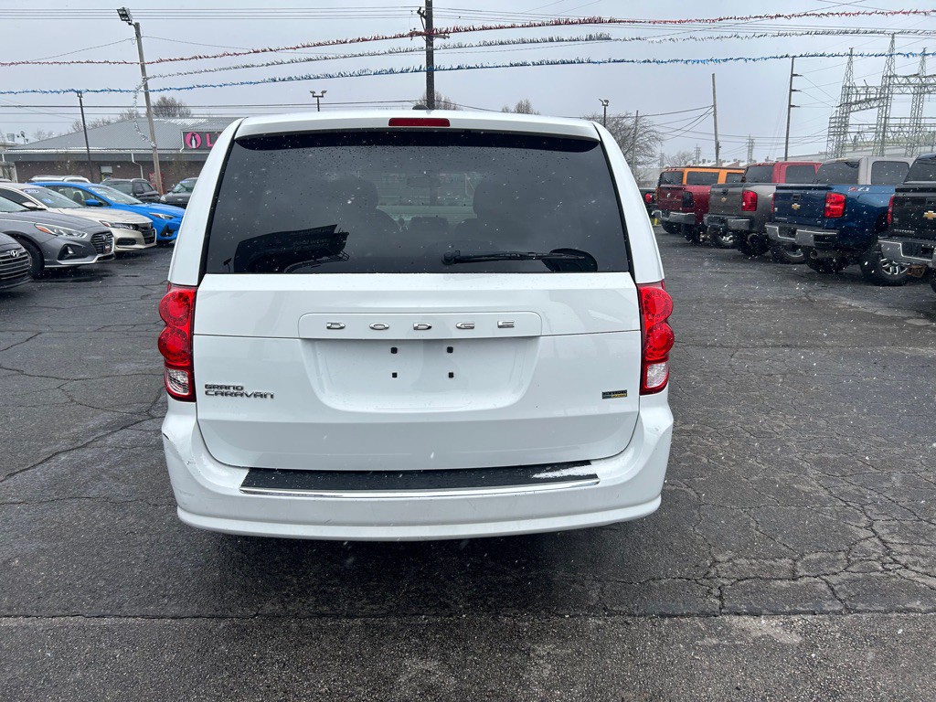 2016 Dodge Grand Caravan Image 5