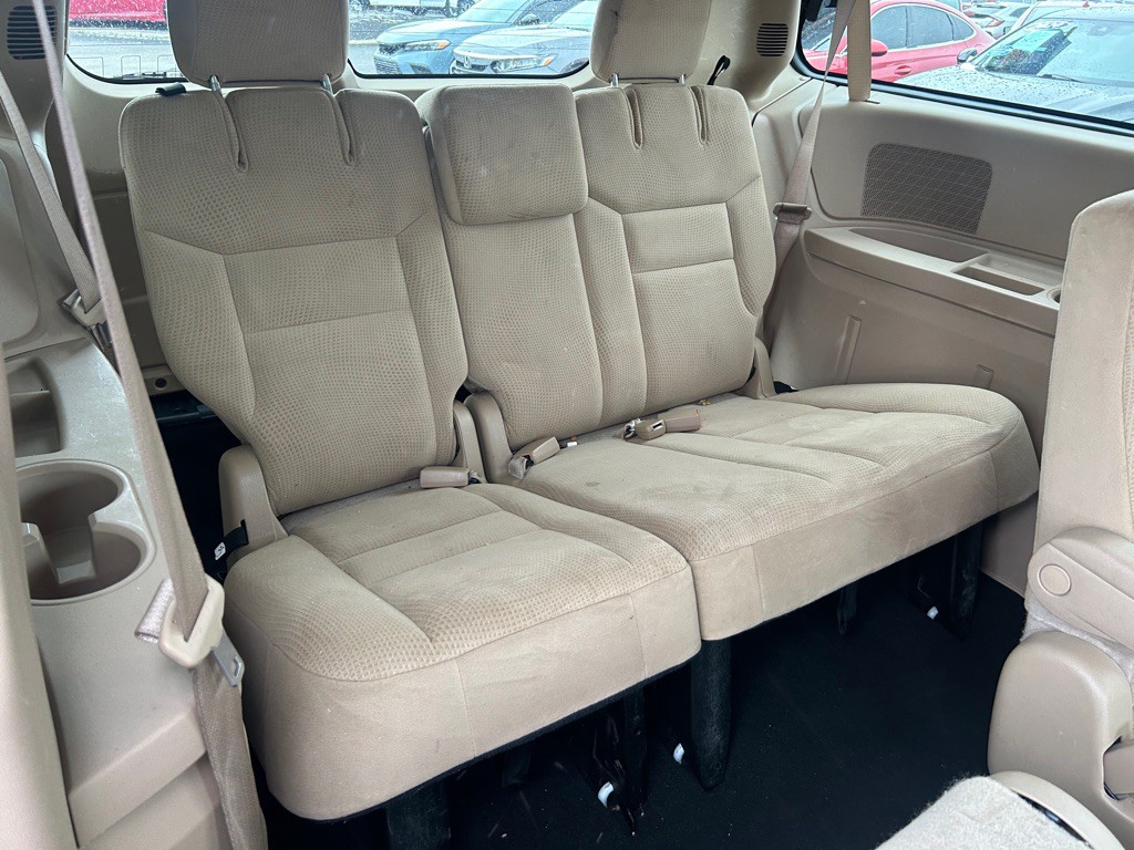 2016 Dodge Grand Caravan Image 9