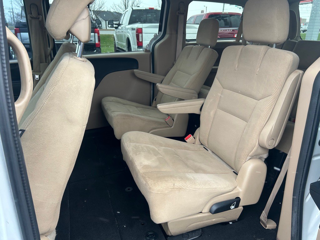 2016 Dodge Grand Caravan Image 11