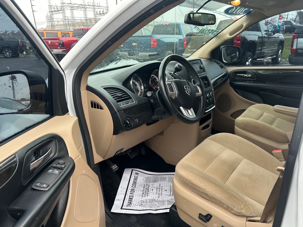 2016 Dodge Grand Caravan Image 12