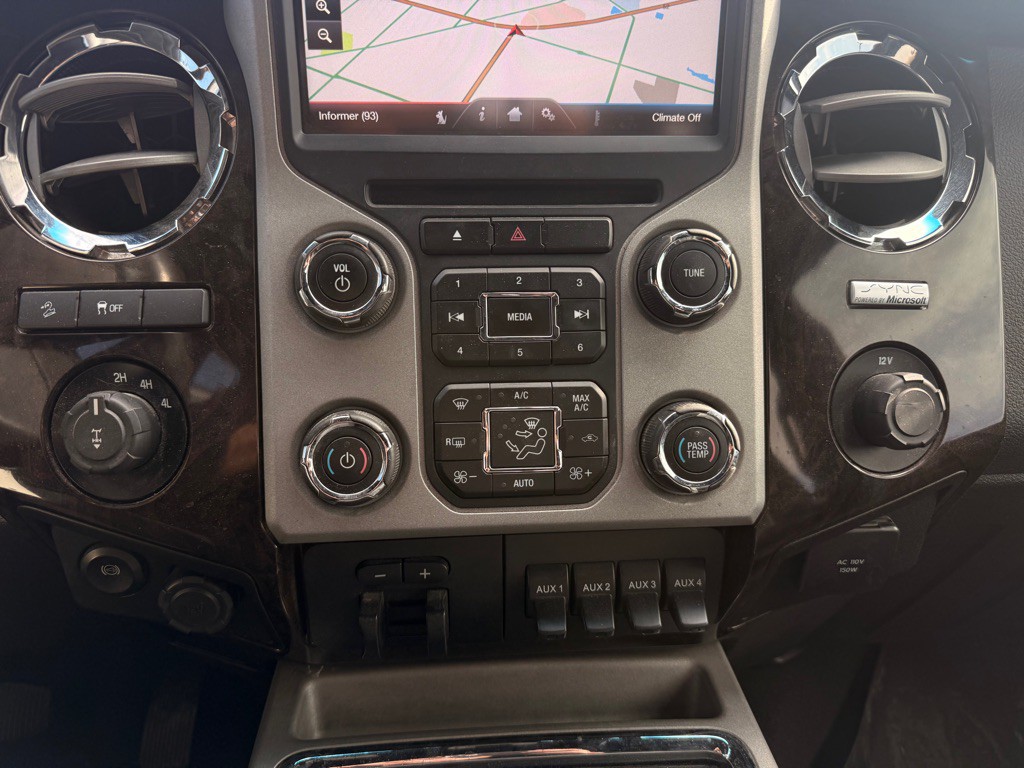 2015 Ford F-250 Image 14