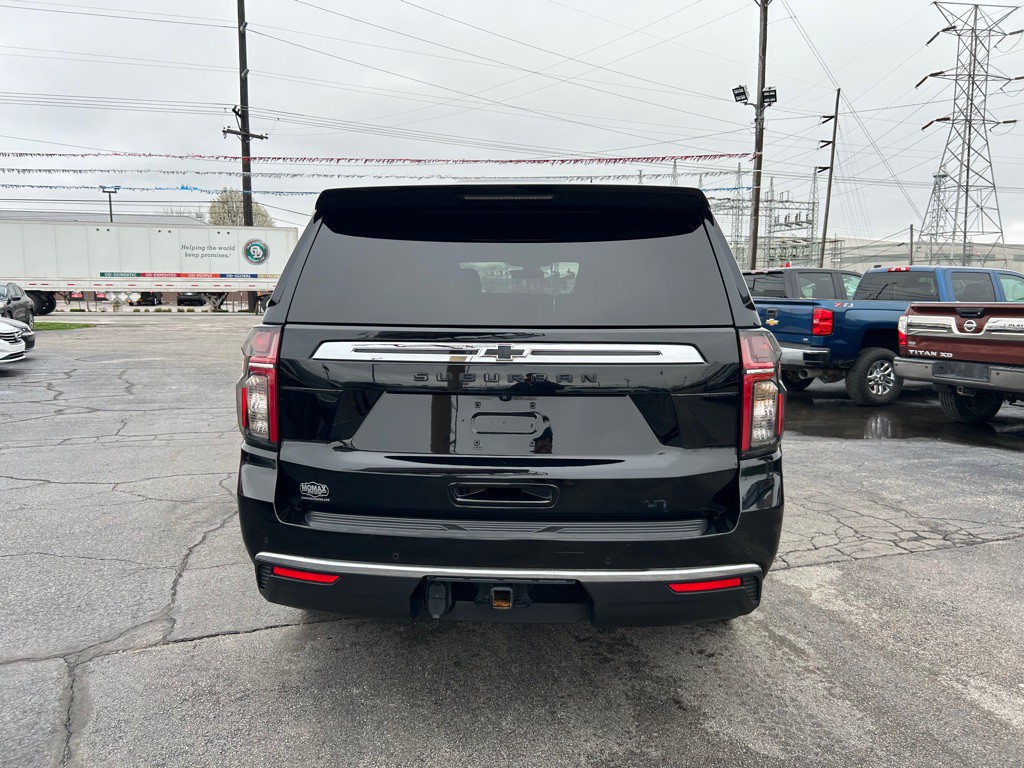 2021 Chevrolet Suburban Image 8