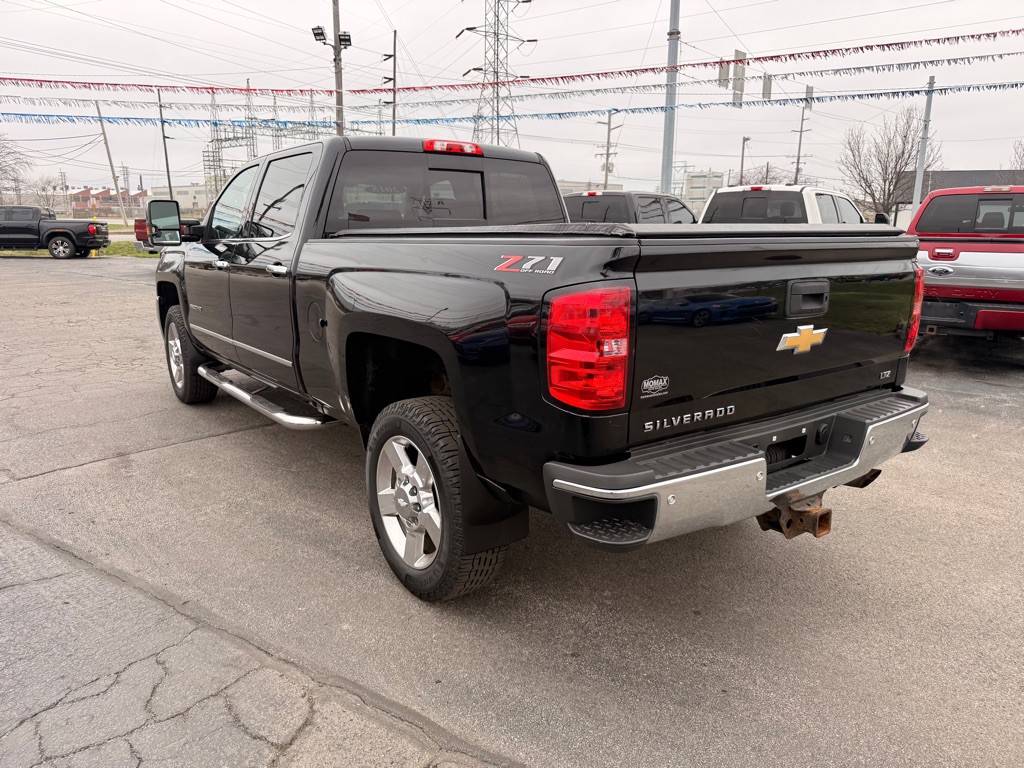 2018 Chevrolet Silverado 1500 Image 9