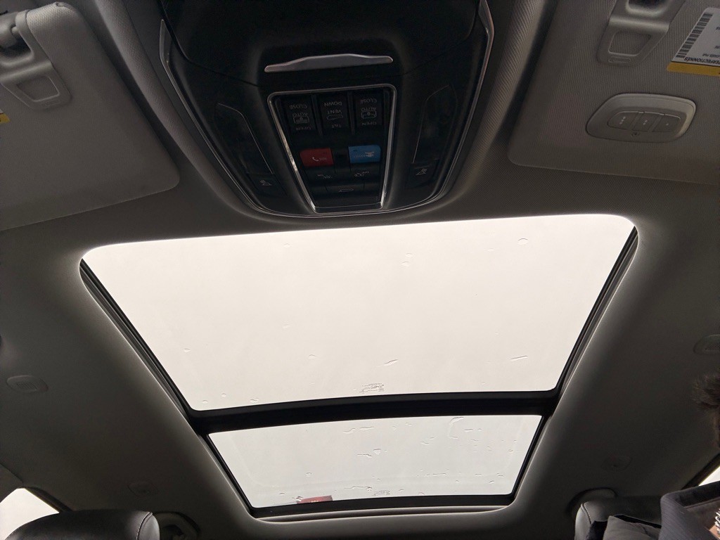 2021 Jeep Grand Cherokee Image 16