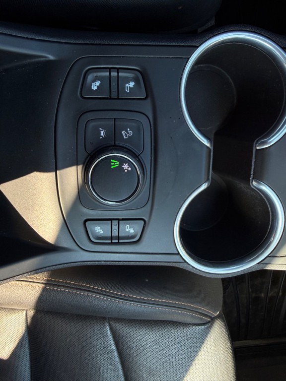 2021 GMC Terrain Image 14