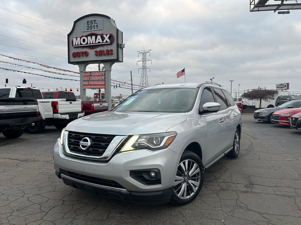 2020 Nissan Pathfinder Image 2