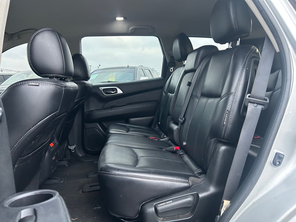 2020 Nissan Pathfinder Image 15