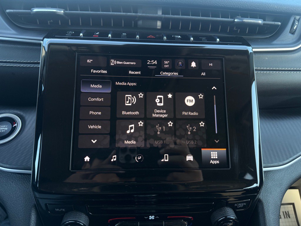 2023 Jeep Grand Cherokee Image 16