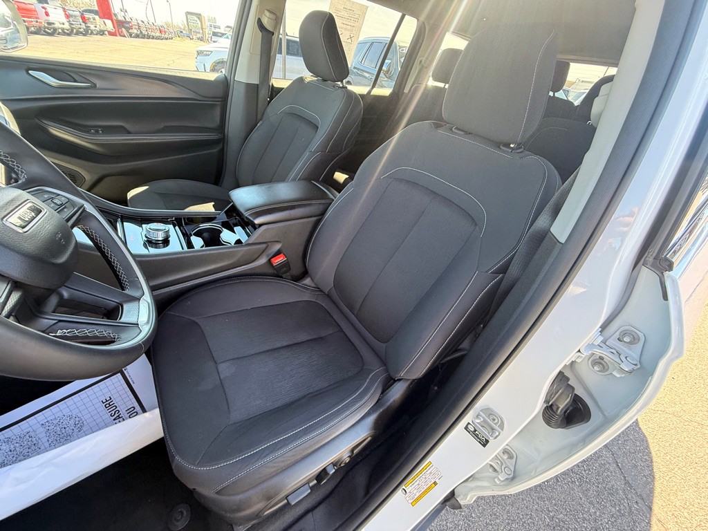 2023 Jeep Grand Cherokee Image 17