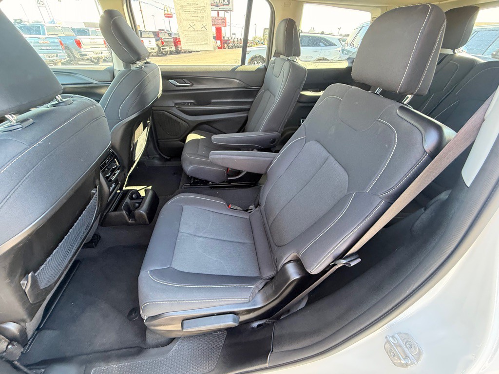 2023 Jeep Grand Cherokee Image 20