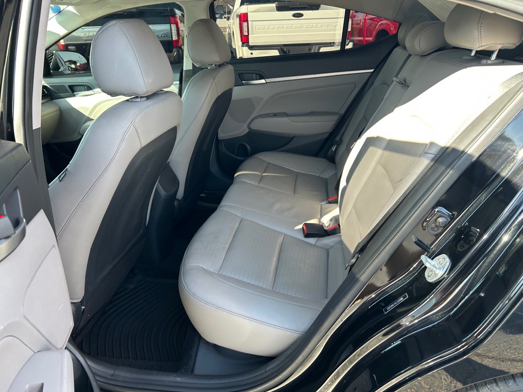 2020 Hyundai Elantra Image 13