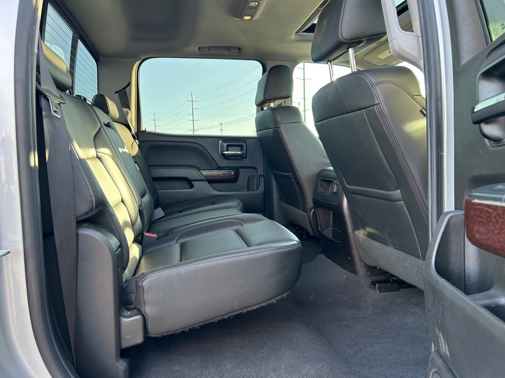 2018 GMC Sierra Image 11