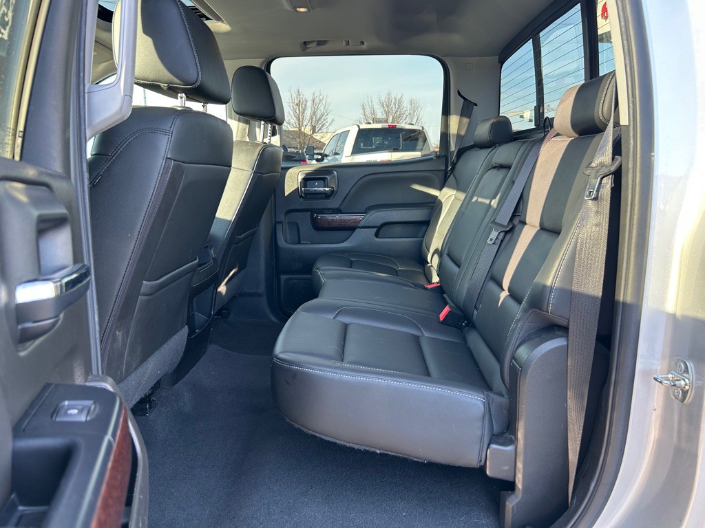 2018 GMC Sierra Image 12