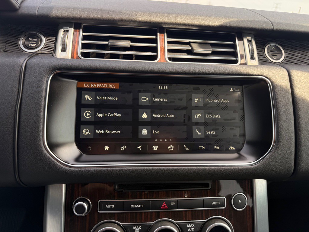 2017 Land Rover Range Rover Image 13