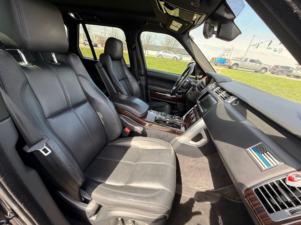 2017 Land Rover Range Rover Image 19