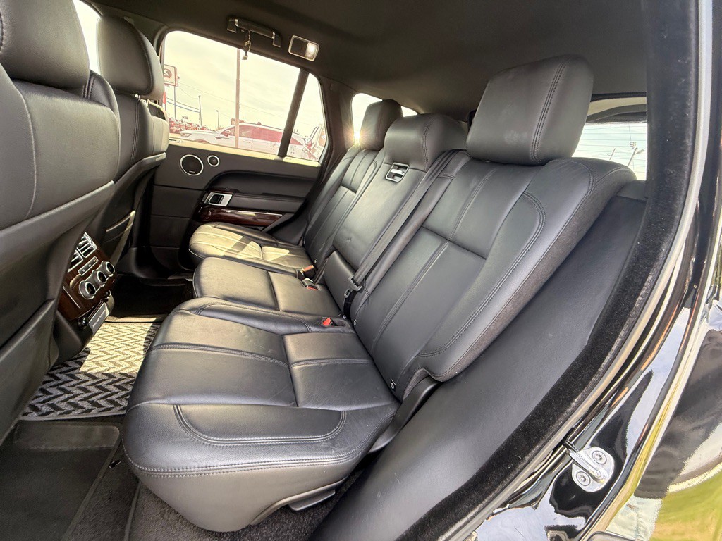 2017 Land Rover Range Rover Image 21