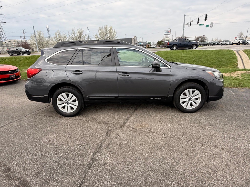 2018 Subaru Outback Image 6