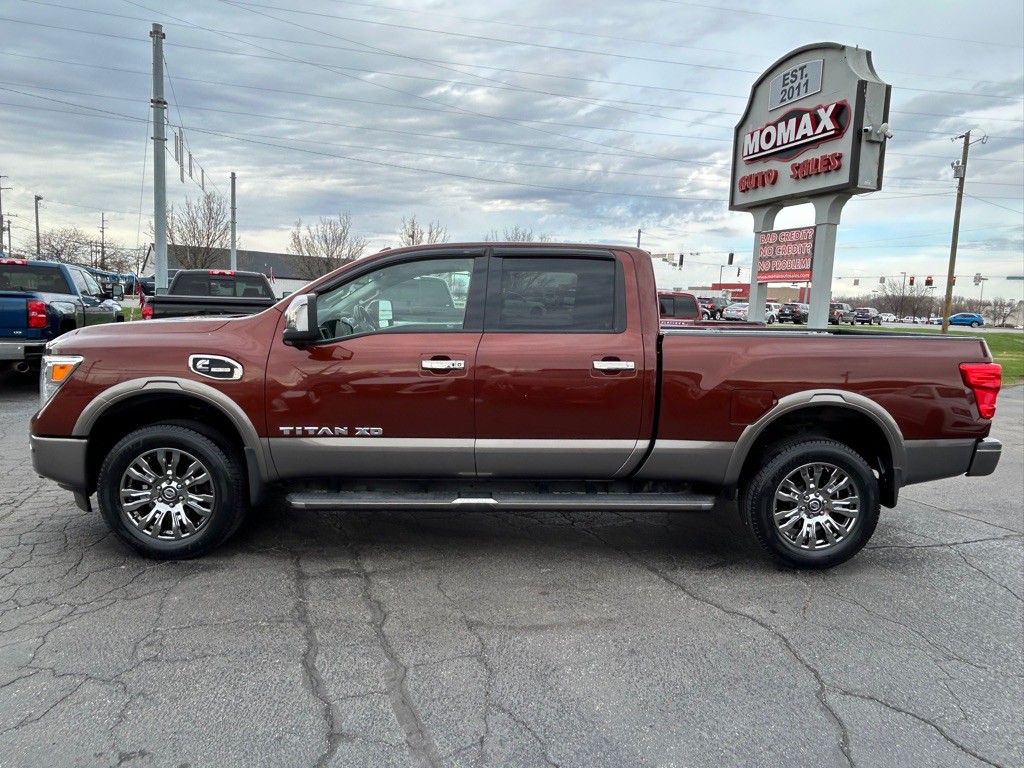 2016 Nissan Titan Image 6