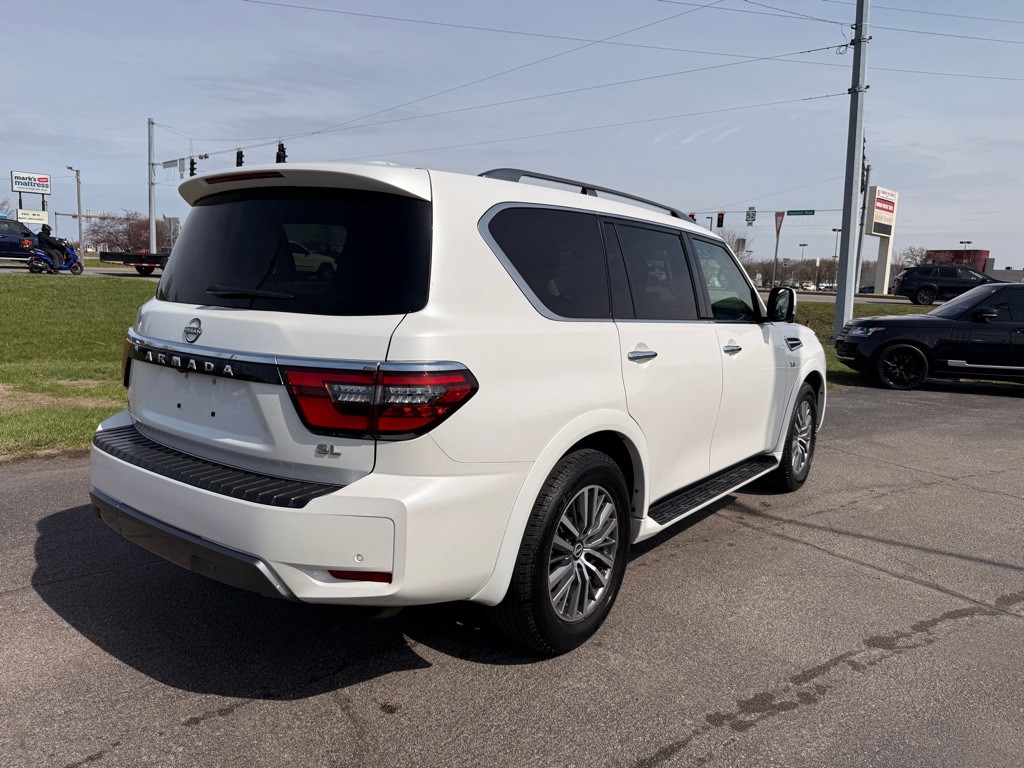 2021 Nissan Armada Image 7