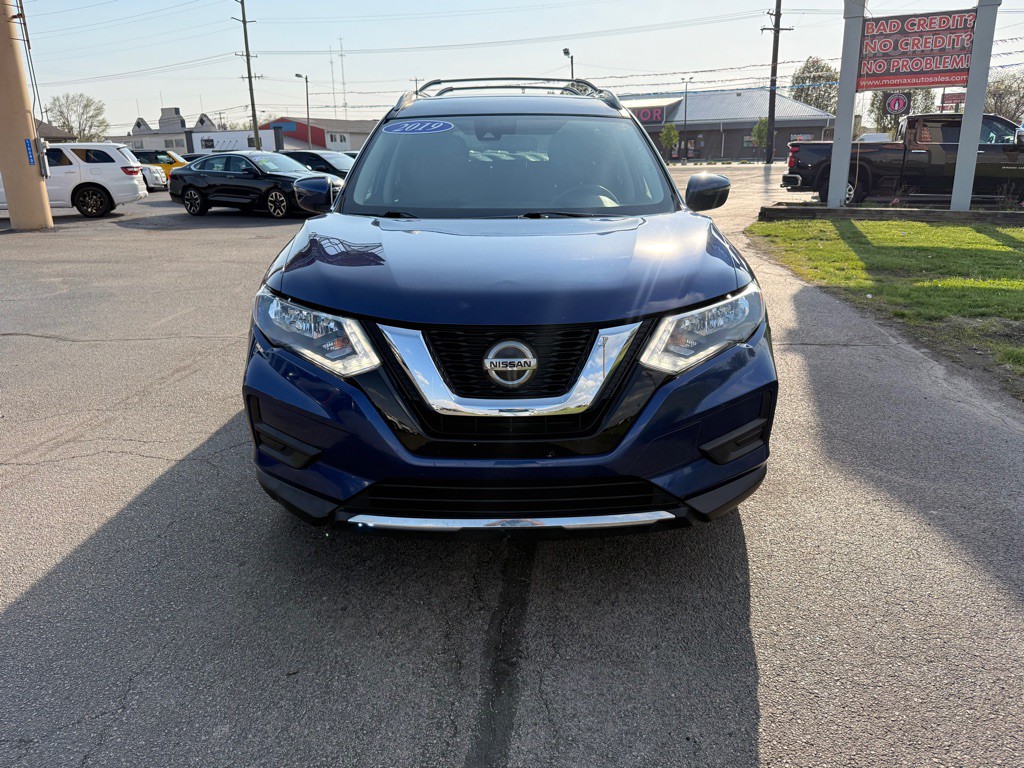2019 Nissan Rogue Image 3