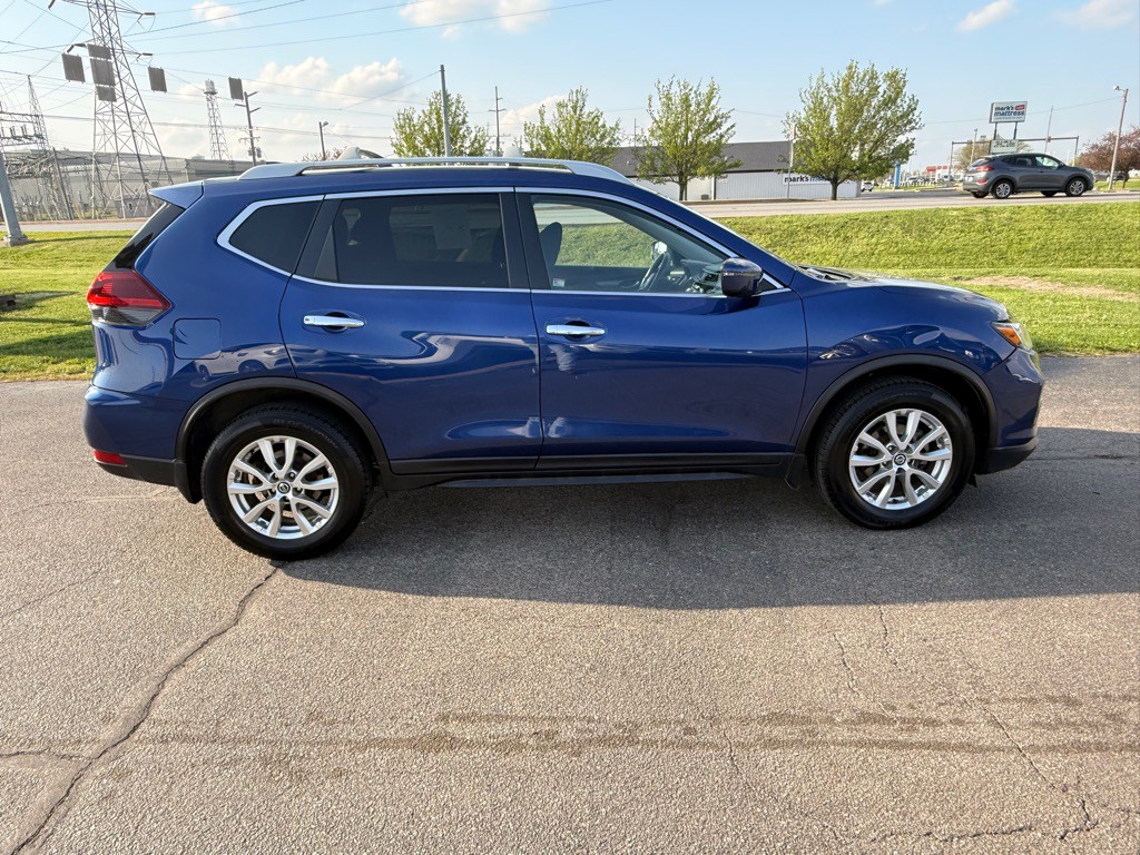 2019 Nissan Rogue Image 8