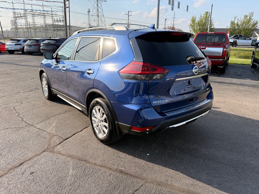 2019 Nissan Rogue Image 10