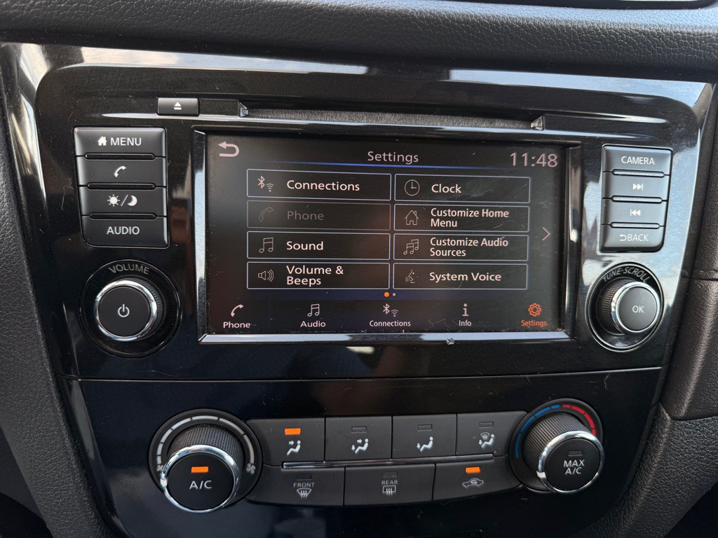 2019 Nissan Rogue Image 13