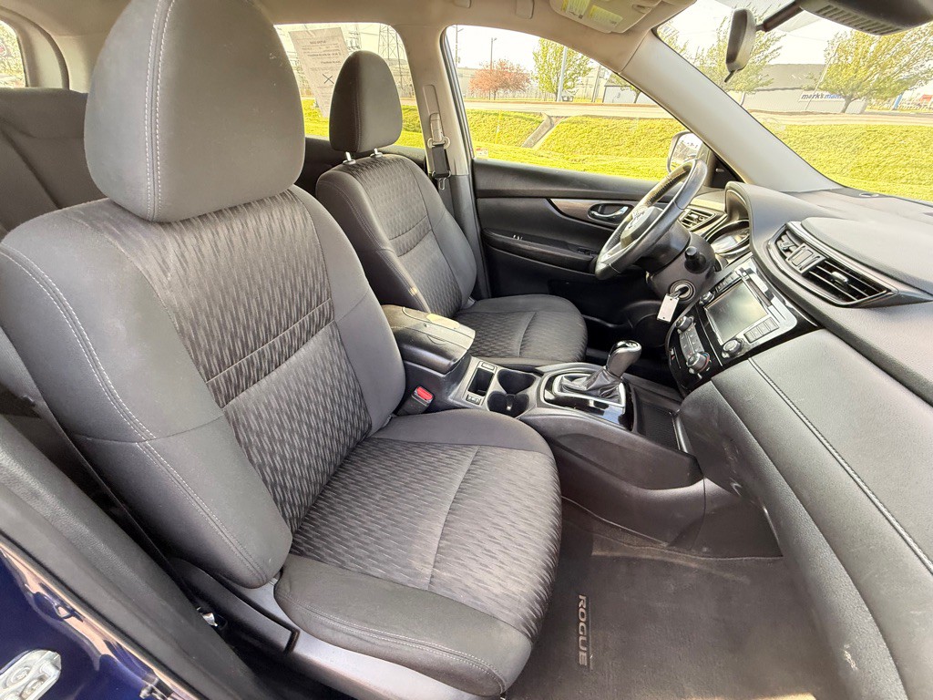 2019 Nissan Rogue Image 15
