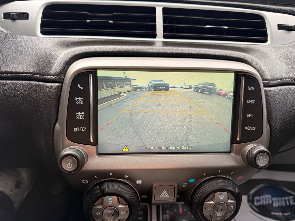 2015 Chevrolet Camaro Image 13