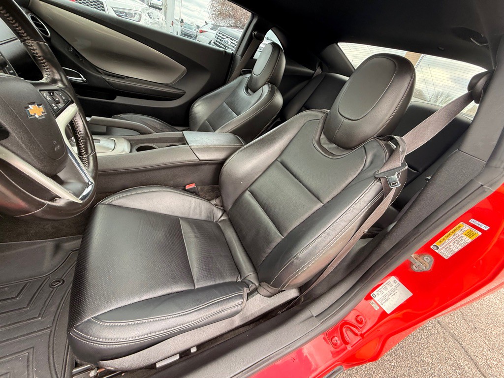 2015 Chevrolet Camaro Image 17