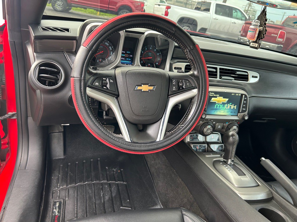 2015 Chevrolet Camaro Image 14