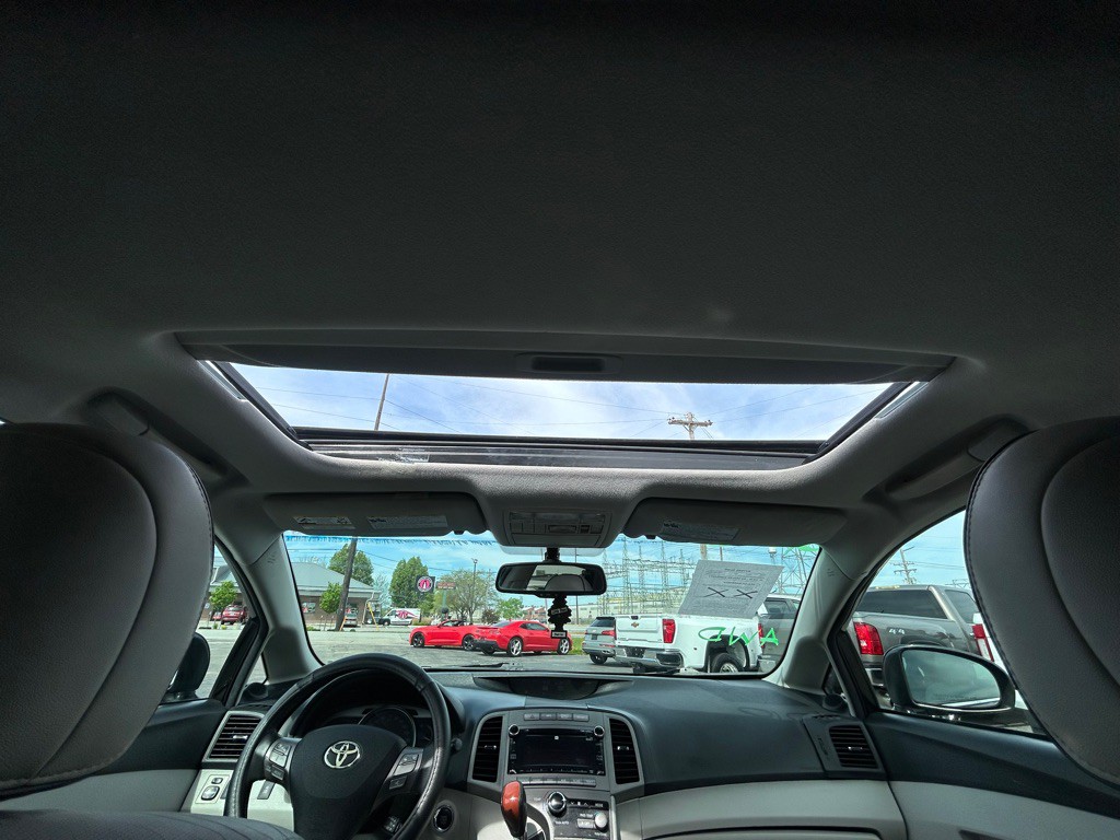 2010 Toyota Venza Image 20