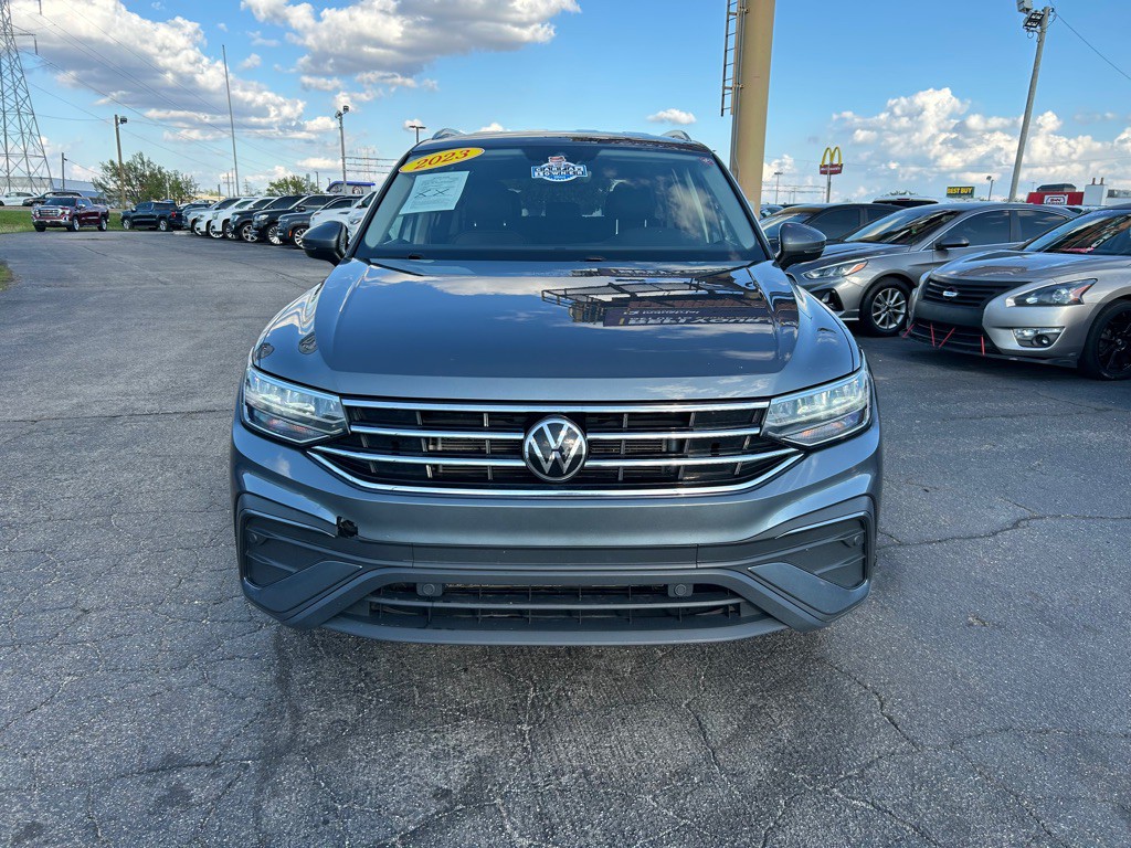 2023 Volkswagen Tiguan Image 3
