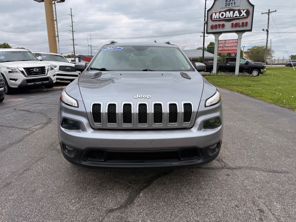 2017 Jeep Cherokee Image 3