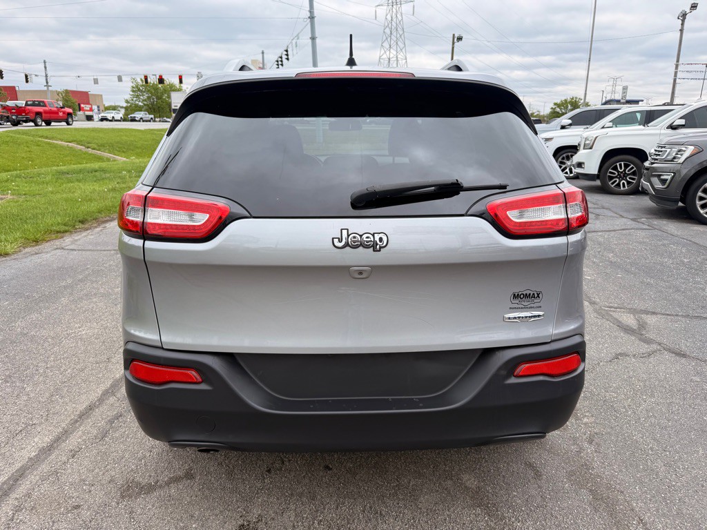 2017 Jeep Cherokee Image 6