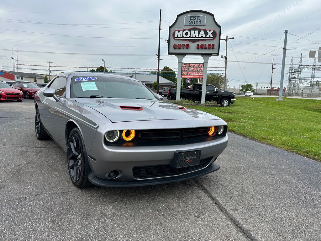 2015 Dodge Challenger Image 4