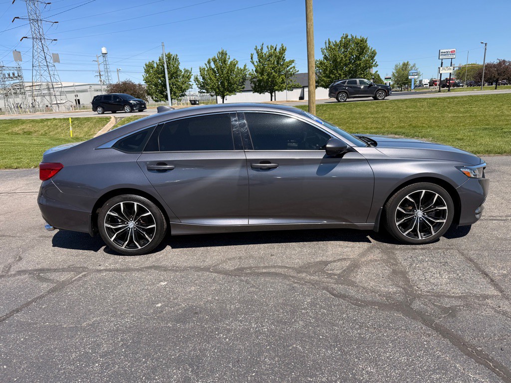2018 Honda Accord Image 7