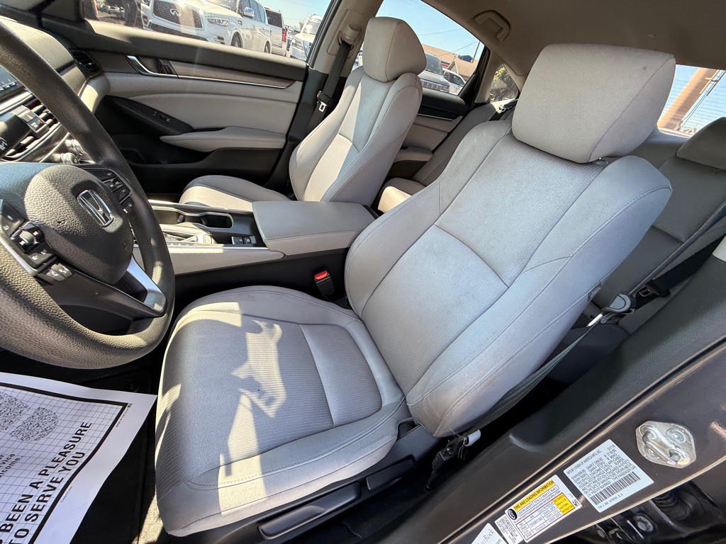 2018 Honda Accord Image 13