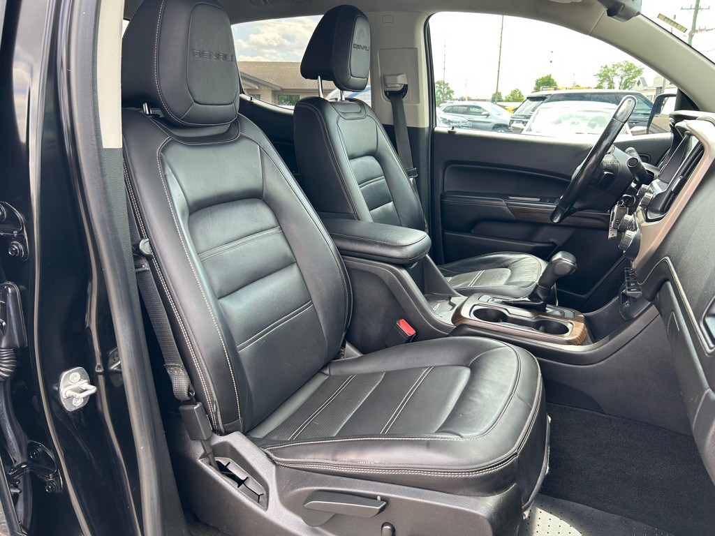 2018 GMC Canyon Image 11