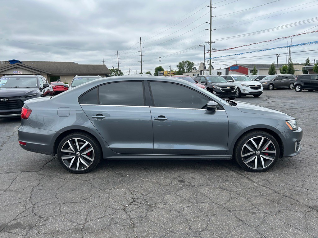 2014 Volkswagen Jetta Image 10