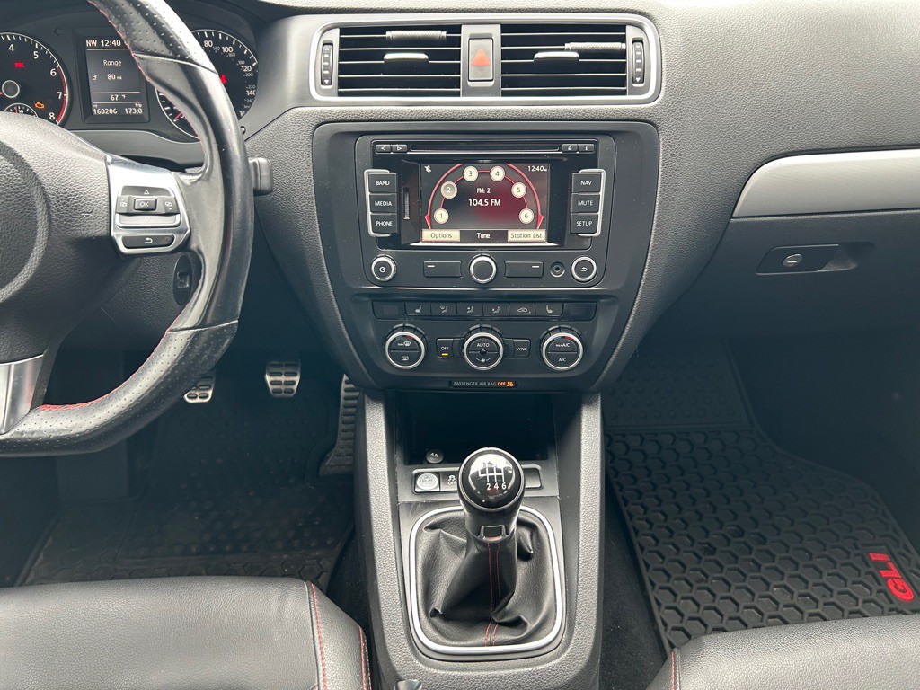 2014 Volkswagen Jetta Image 18