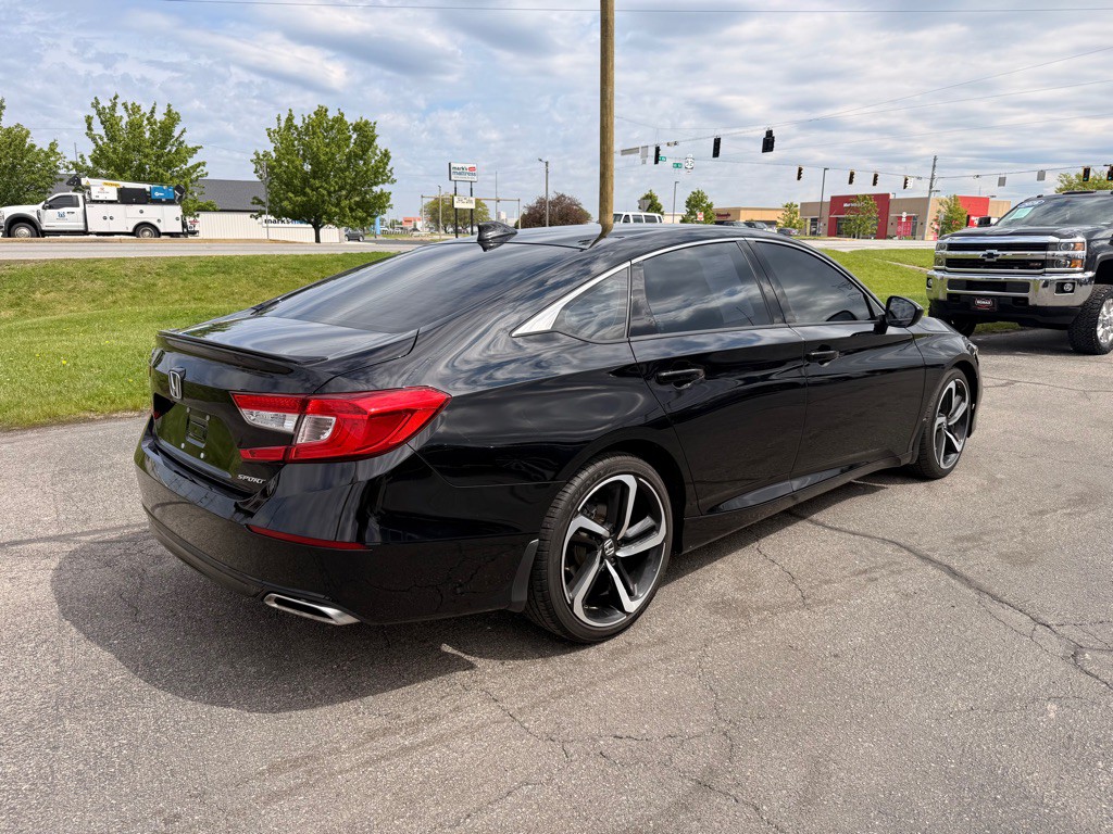 2022 Honda Accord Image 8