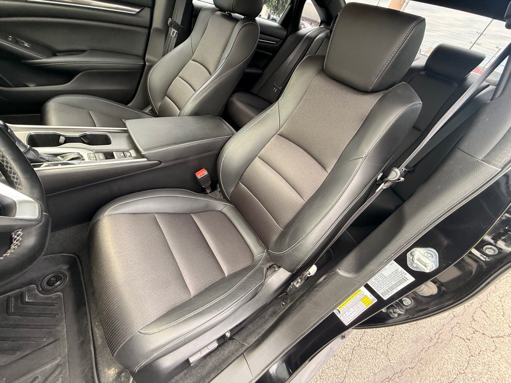 2022 Honda Accord Image 15